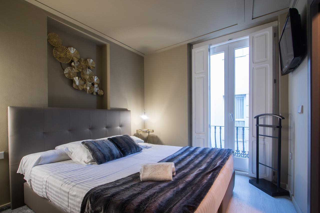 Cosy Rooms Tapineria فالنسيا المظهر الخارجي الصورة