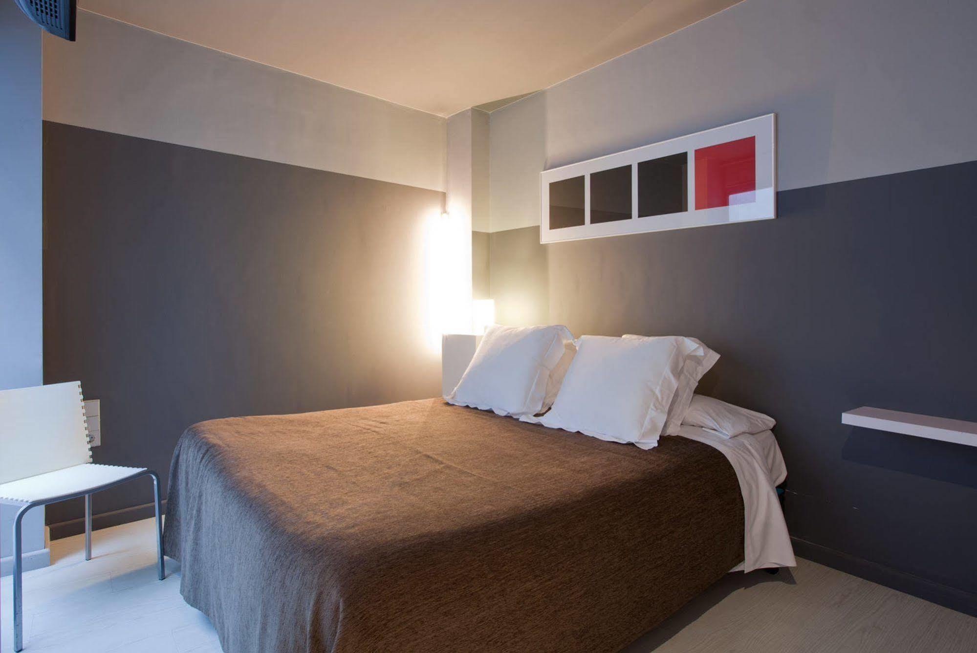 Cosy Rooms Tapineria فالنسيا المظهر الخارجي الصورة