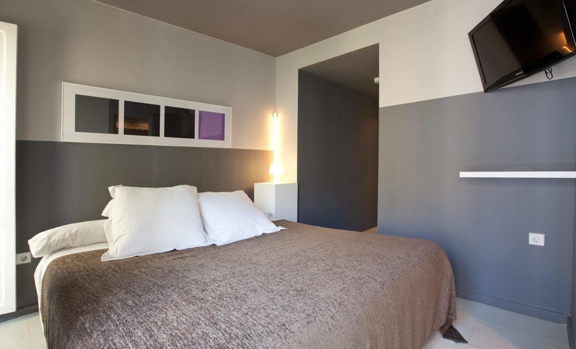 Cosy Rooms Tapineria فالنسيا المظهر الخارجي الصورة